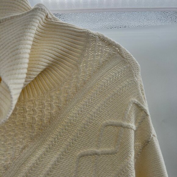 Chico's Women's Cable Knit Turtleneck Sweater Cream Size Small Fringe - Picture 4 of 8
